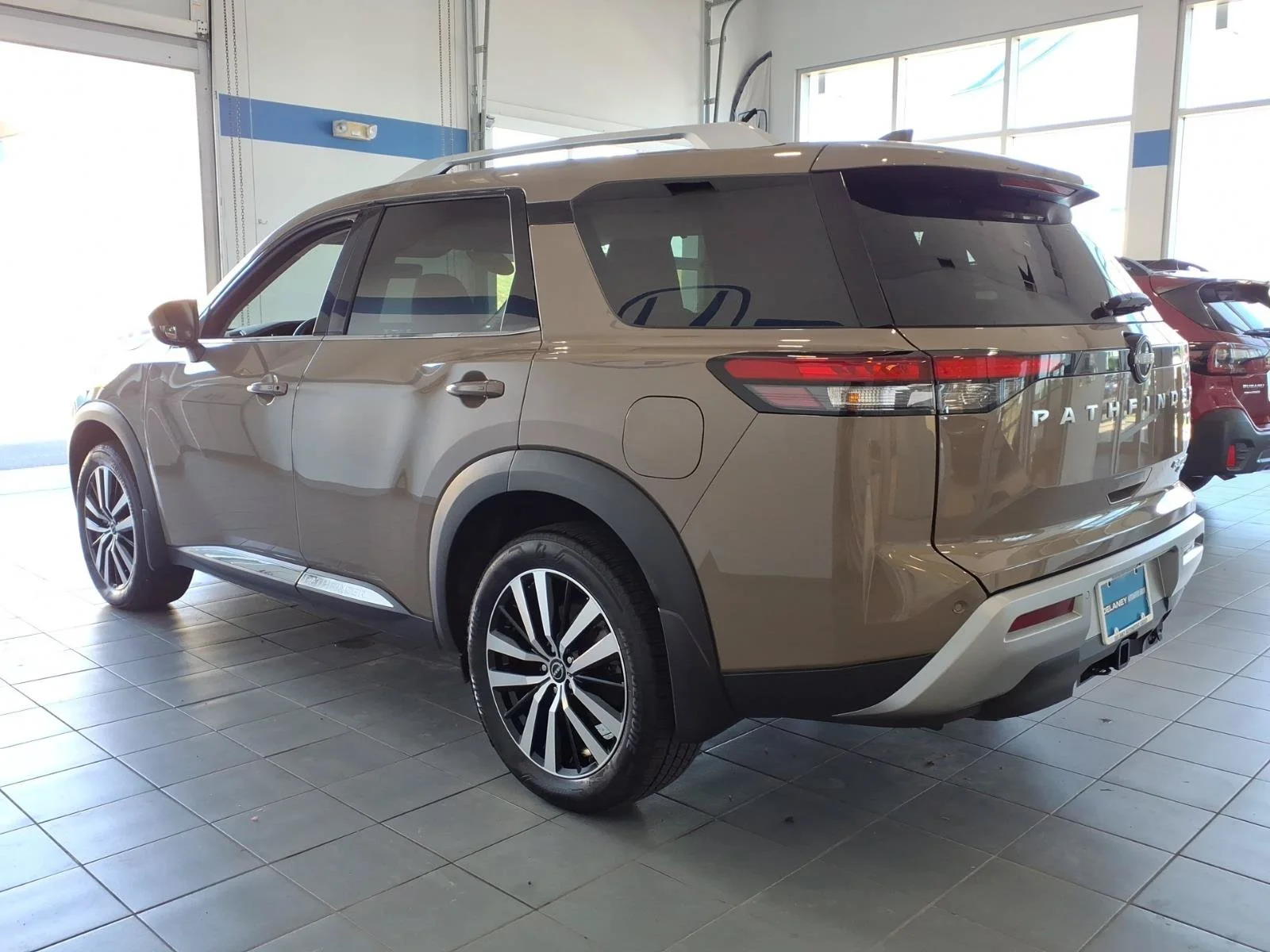 Certified Used 2025 Baja Storm Nissan Platinum image 6