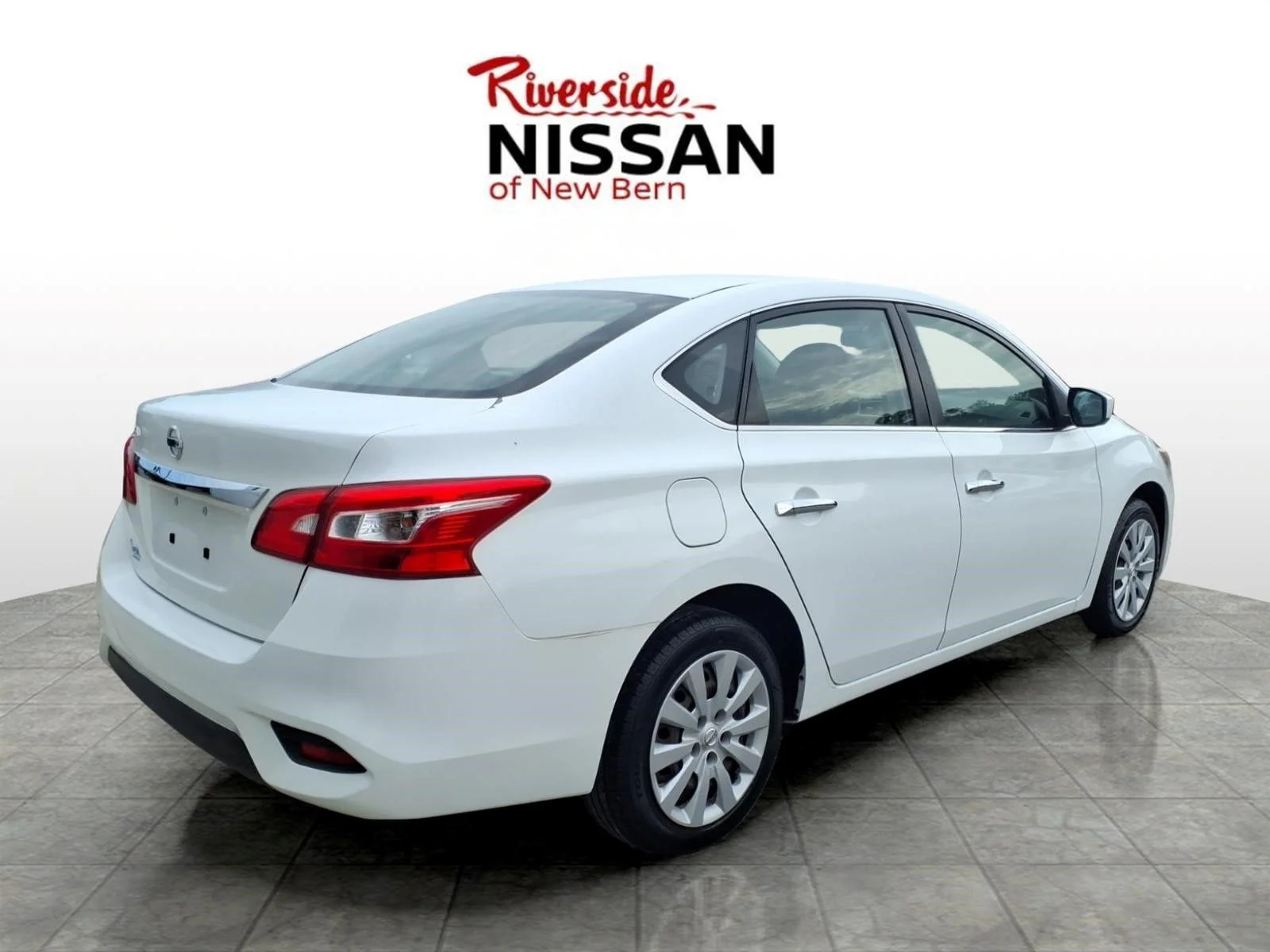 Used 2018 Nissan Sentra S with VIN 3N1AB7AP3JY204997 for sale in New Bern, NC