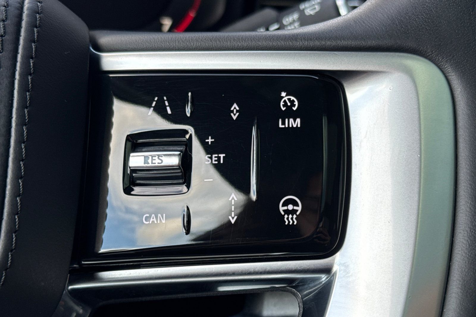 2023 Land Rover Range Rover SE - Photo 29