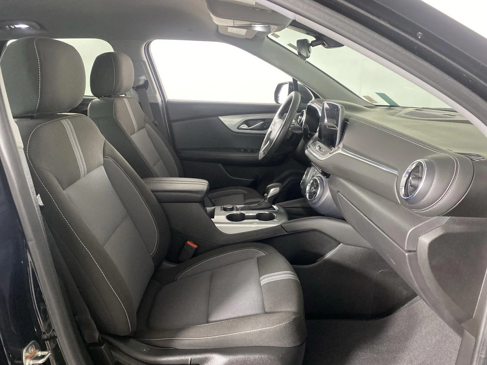 Used 2023 Black Chevrolet 2LT image 25