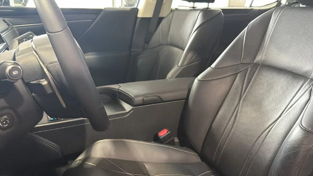 Used 2023 White Lexus 350 Luxury image 26