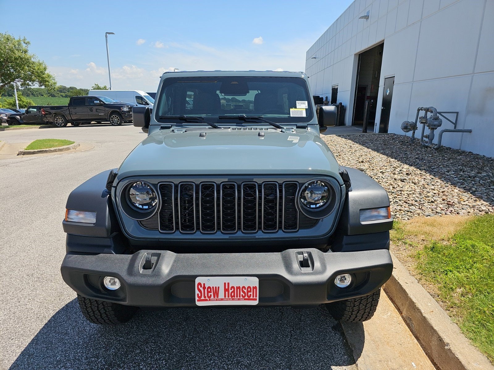New 2026 Anvil Clearcoat Jeep Sport S image 8