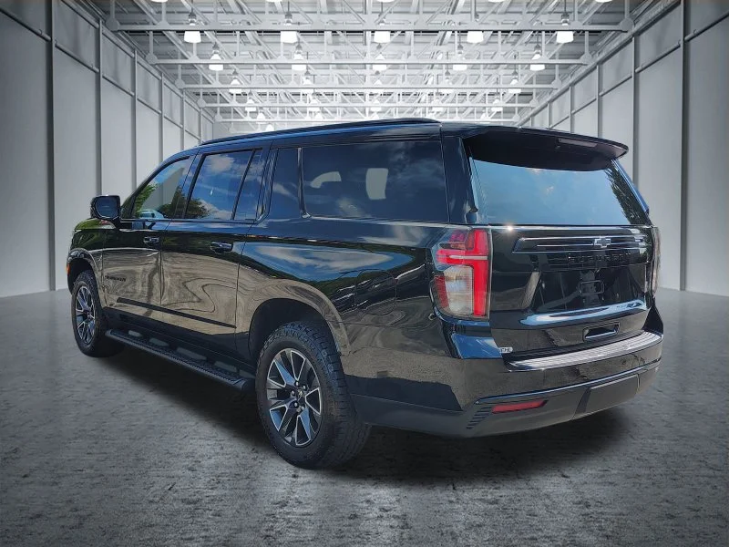 Used 2024 Black Chevrolet Z71 image 13