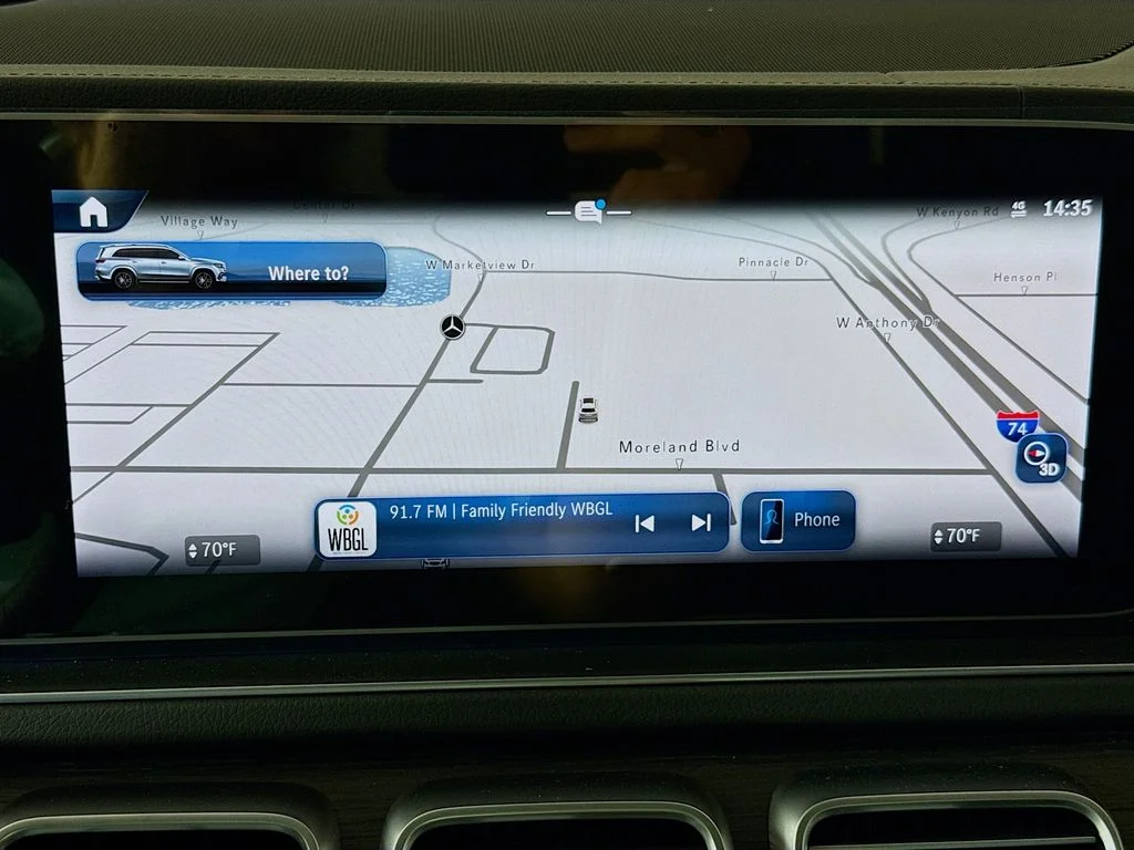 New 2026 White Mercedes-Benz GLS 580 image 13