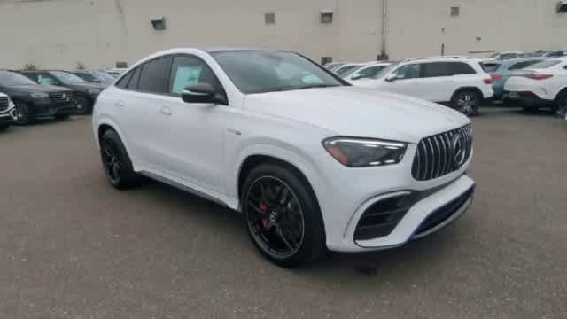 New 2026 MANUFAKTUR Moonlight White Metallic Mercedes-Benz AMG® GLE 63 S 4MATIC+ Coupe image 2