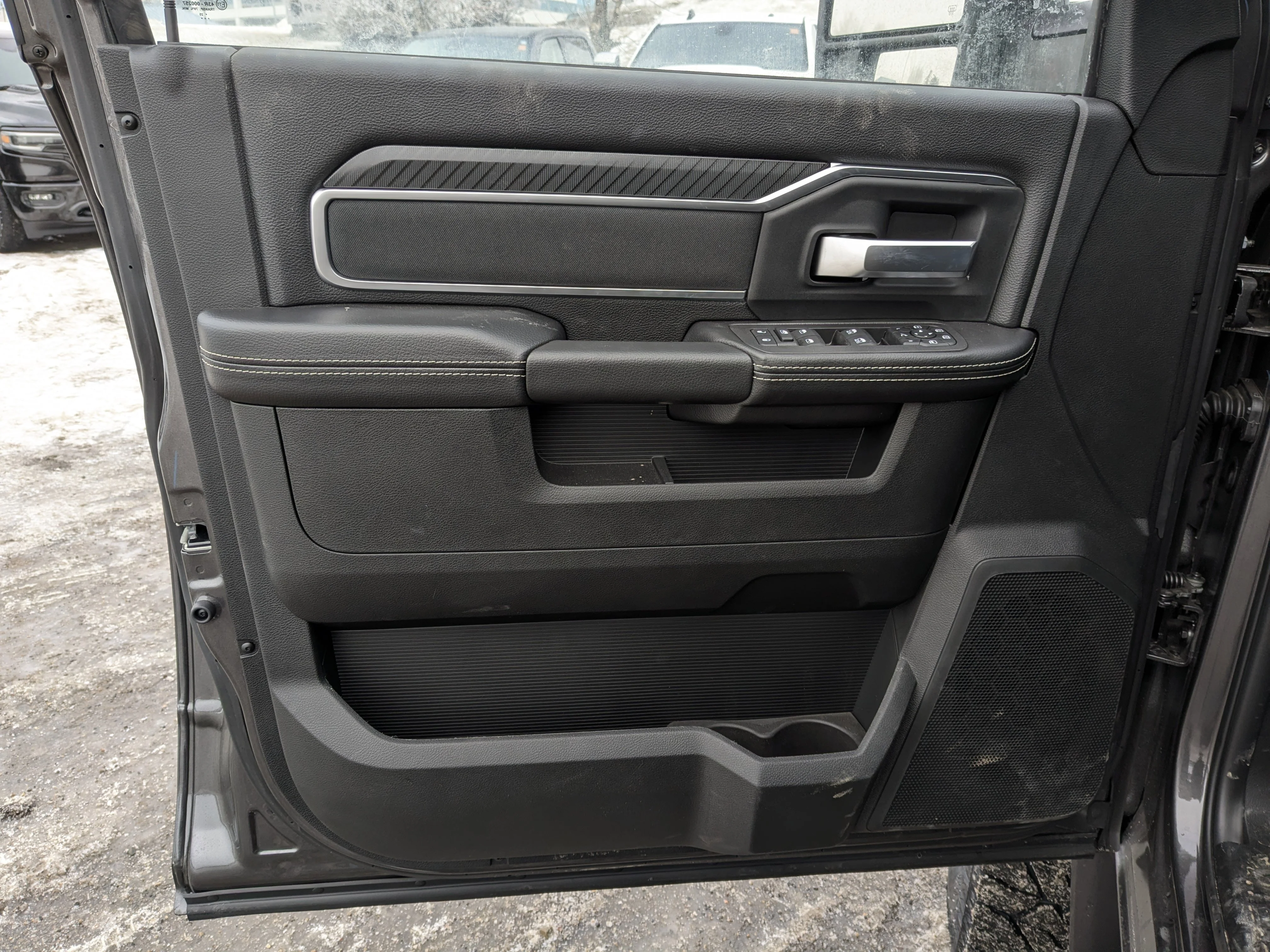 New 2025 Grey RAM BIG HORN - - CUMMINS HO - 5 LIFT - 35 A/T TIRES - FUELS & TONS MORE! image 12