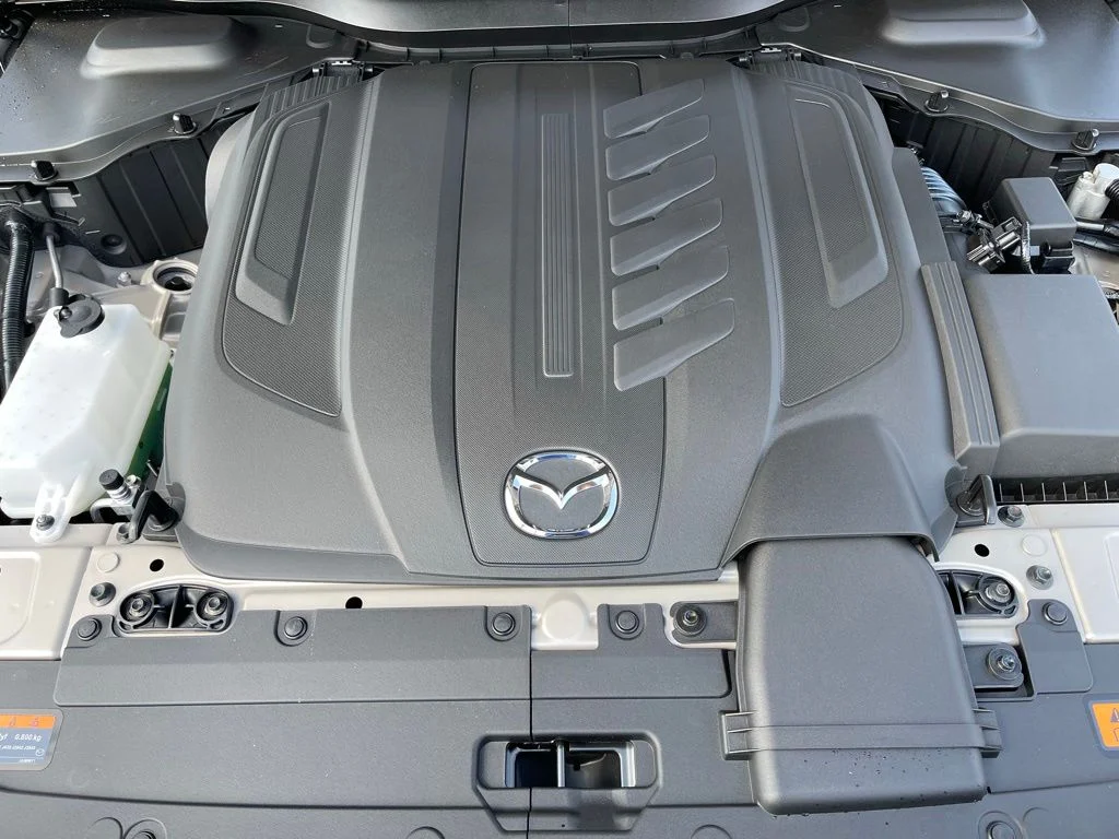 New 2026 Platinum Quartz Metallic Mazda 3.3 Turbo S Premium Sport AWD image 33