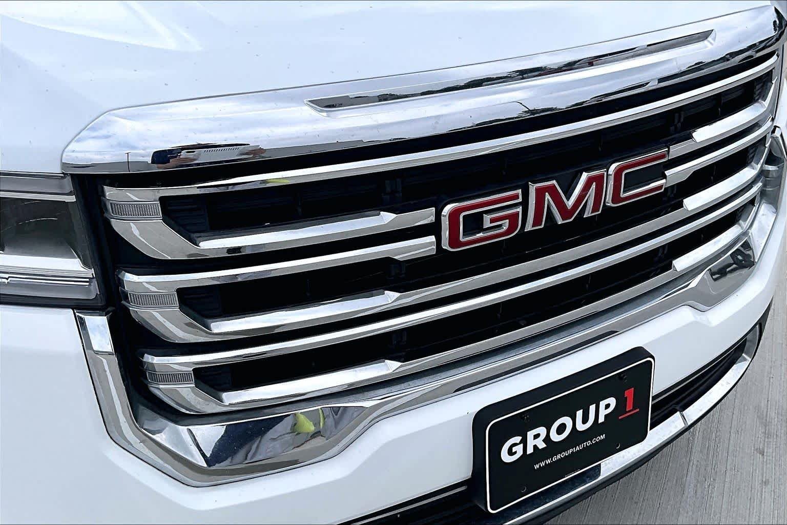 Used 2023 Summit White GMC SLT image 56