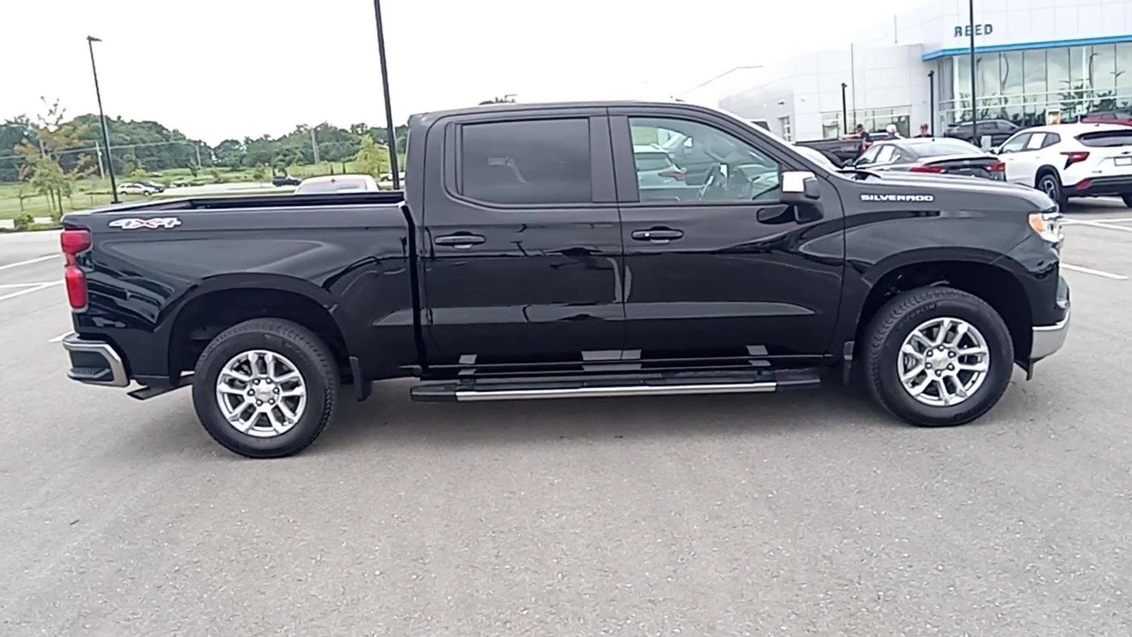 2026 Chevrolet Silverado 1500 LT - Photo 9