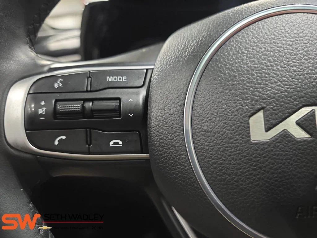 Used 2023 Gray Kia GT-Line image 17