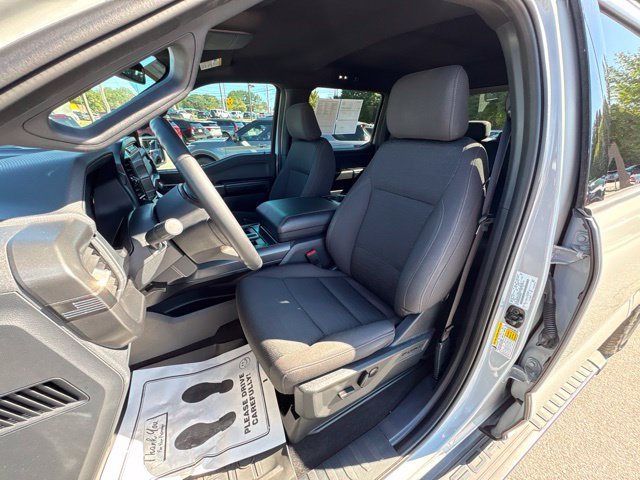 Certified Used 2024 Avalanche Ford XLT image 13