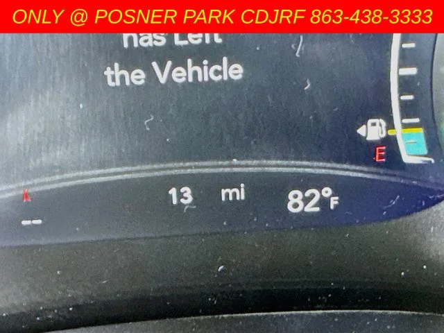 New 2027 Bright White Clear-Coat Exterior Paint Chrysler Pinnacle image 12
