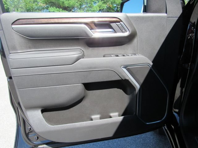 2026 GMC Sierra 1500 SLE - Photo 9
