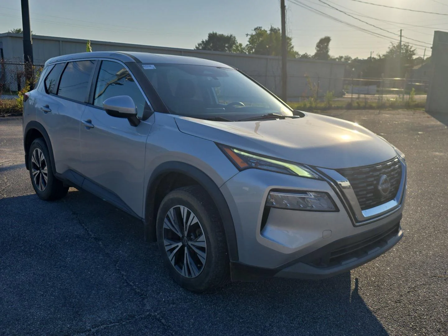 Used 2022 Brilliant Silver Metallic Nissan SV image 1