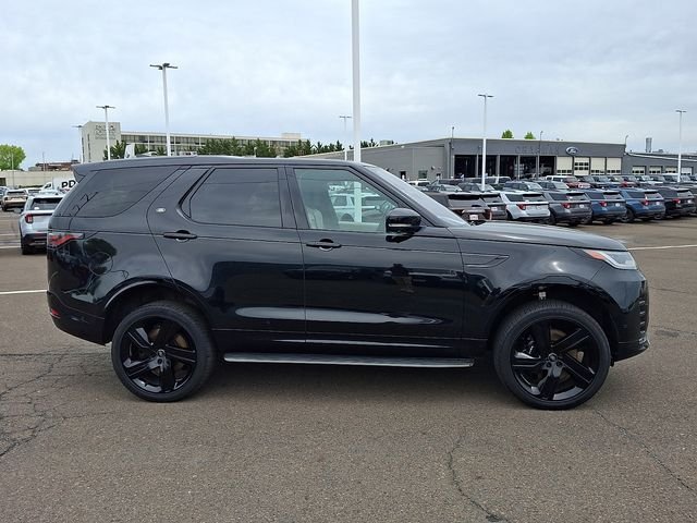 Used 2023 Santorini Black Land Rover Metropolitan Edition image 7