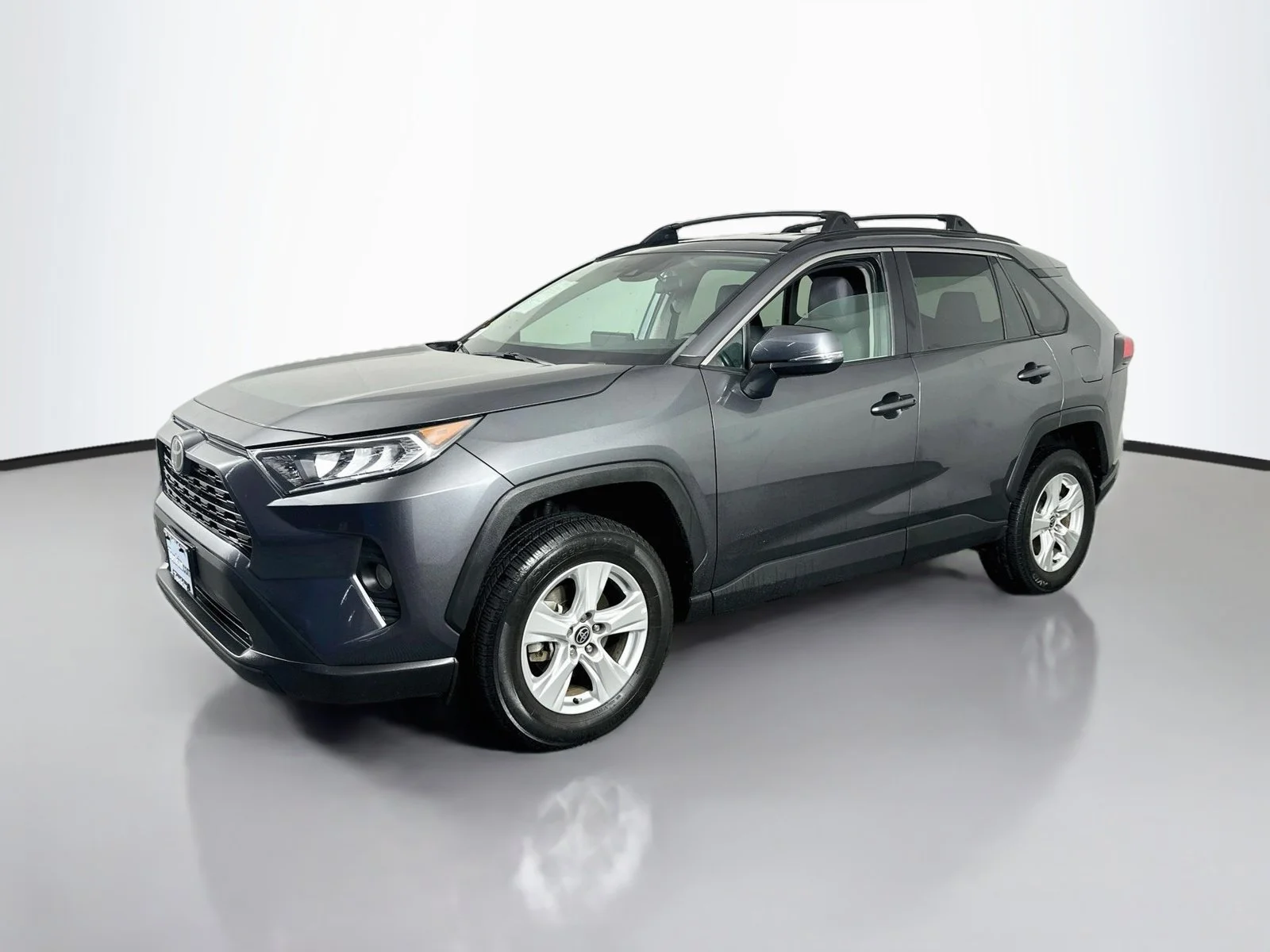 Used 2021 Magnetic Gray Metallic Toyota XLE image 3