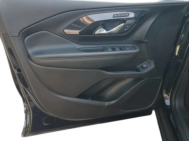 Used 2024 Ebony Twilight Metallic GMC AT4 image 8