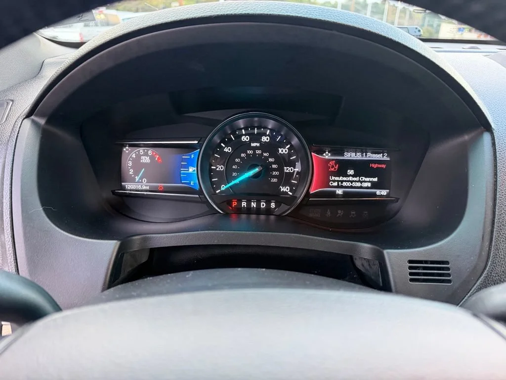 Used 2016 White Ford XLT image 12