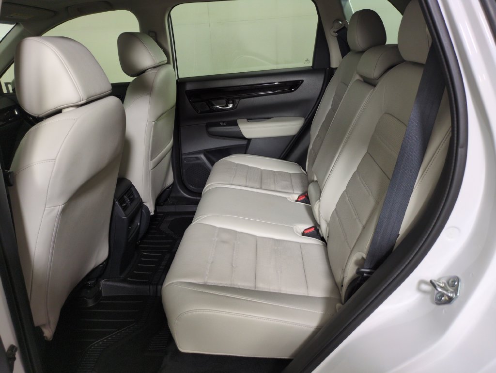 Certified Used 2025 Platinum White Honda EX-L image 28