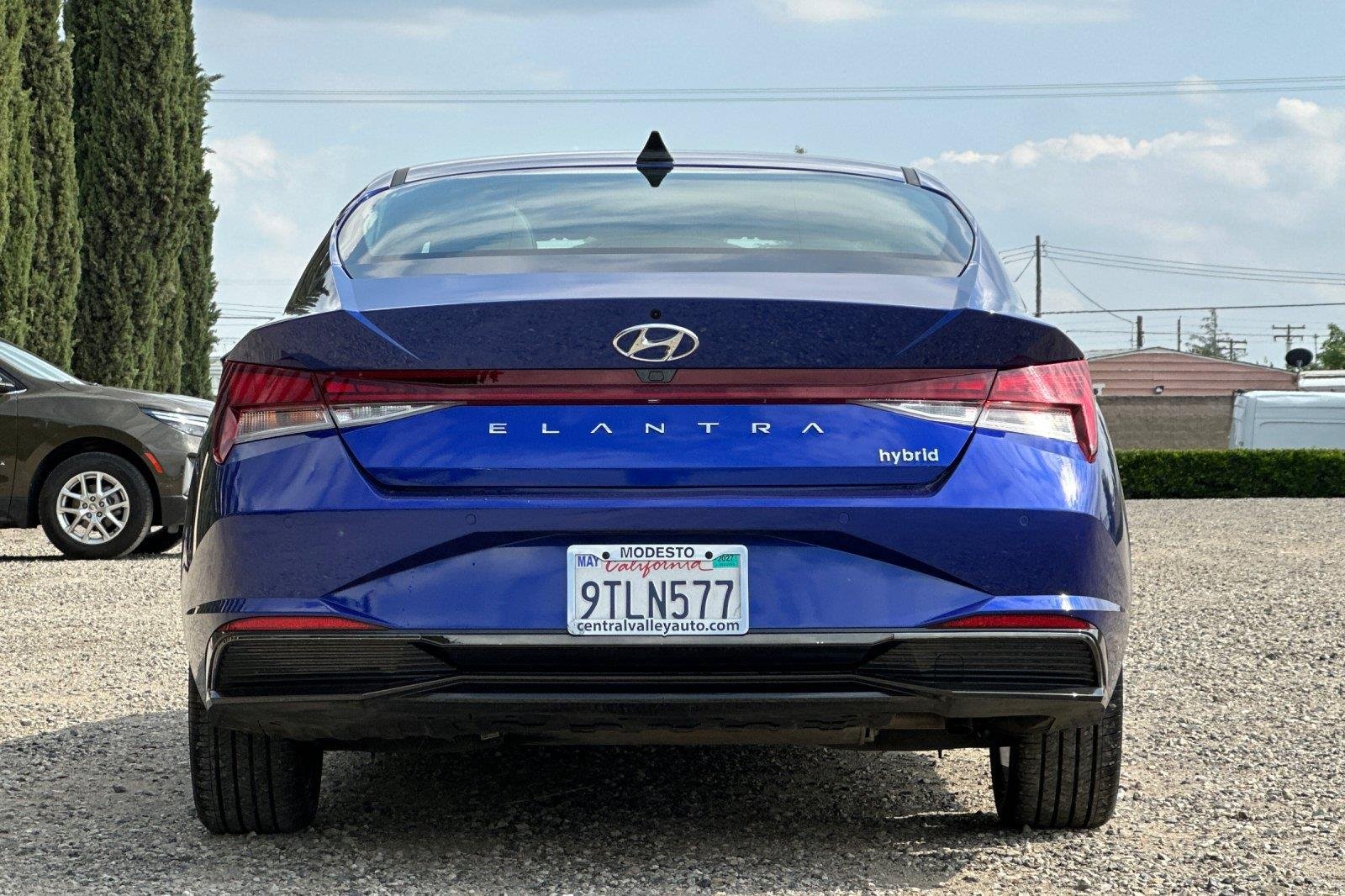 Used 2023 Intense Blue Hyundai Limited image 4