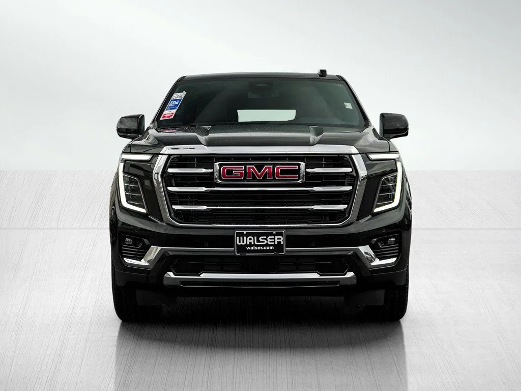New 2026 Onyx Black GMC Elevation image 2