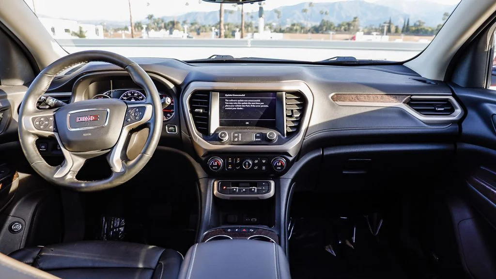 Used 2023 Red GMC Denali image 15