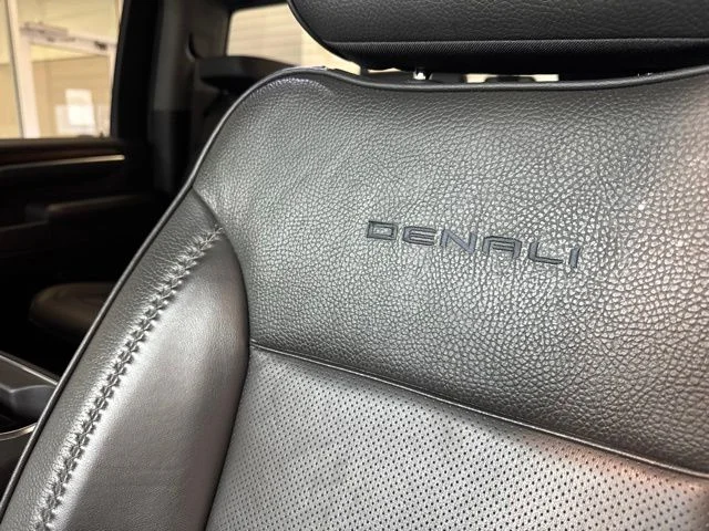 2025 GMC Sierra 3500HD Denali - Photo 18