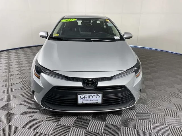 Used 2025 Silver Toyota LE image 3
