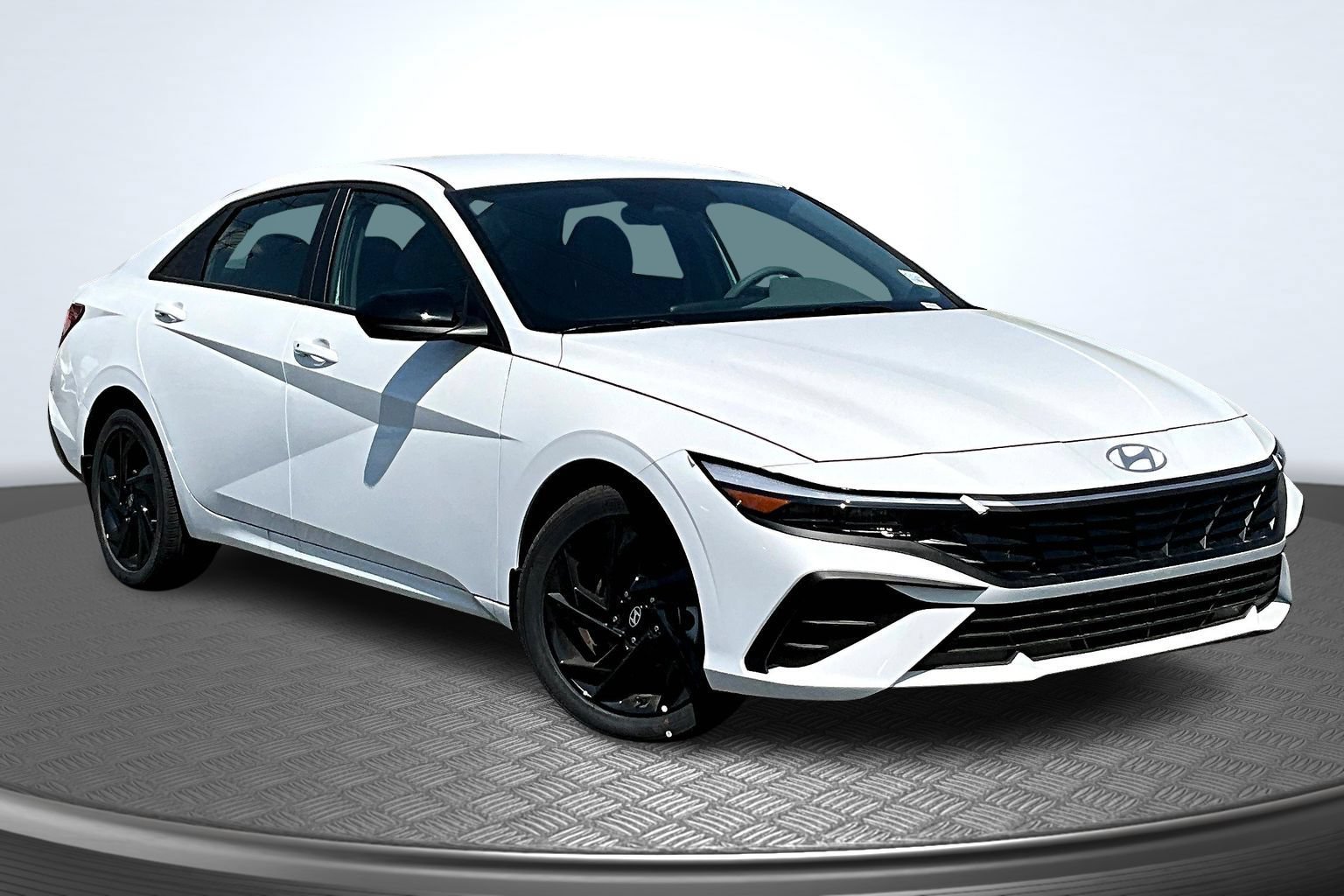 New 2026 White Hyundai SEL Sport image 2