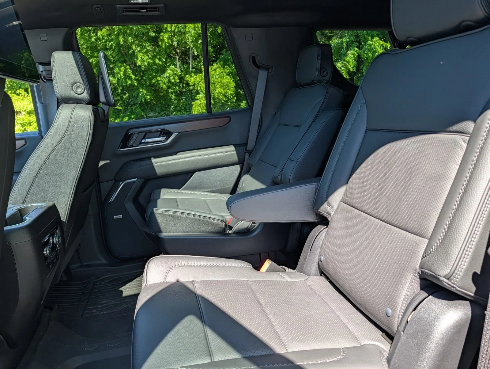 New 2026 Downpour Metallic GMC Denali image 28