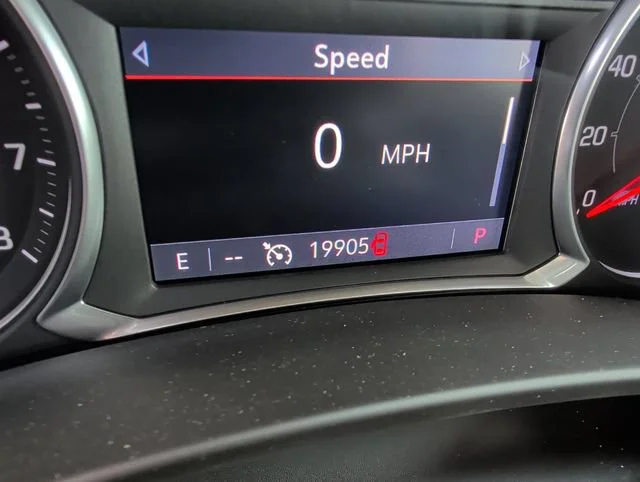 Used 2019 SATIN STEEL METALLIC GMC SLT image 20
