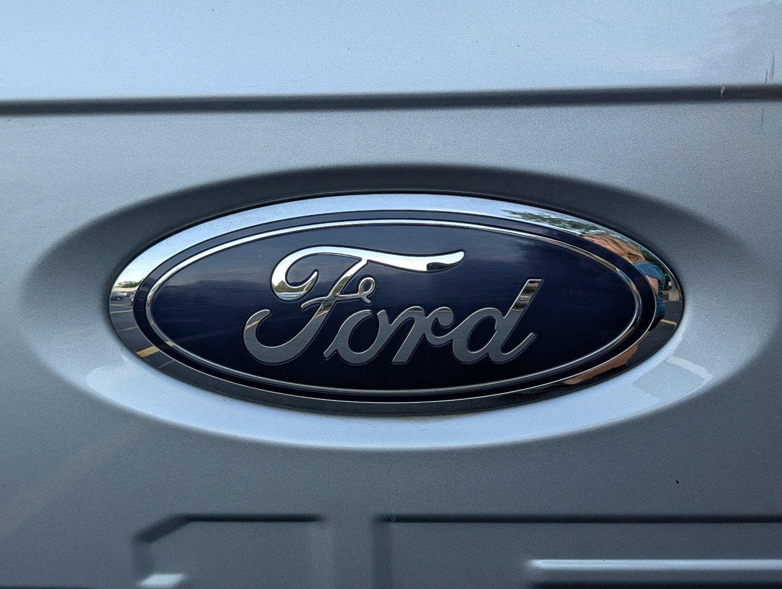 Used 2023 Iconic Silver Ford XL image 6