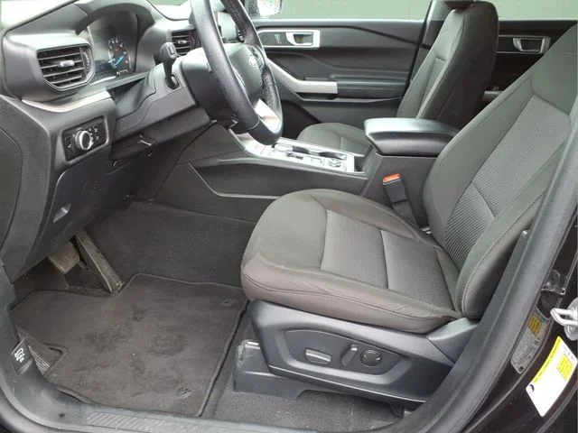 Used 2023 Black Ford XLT image 24