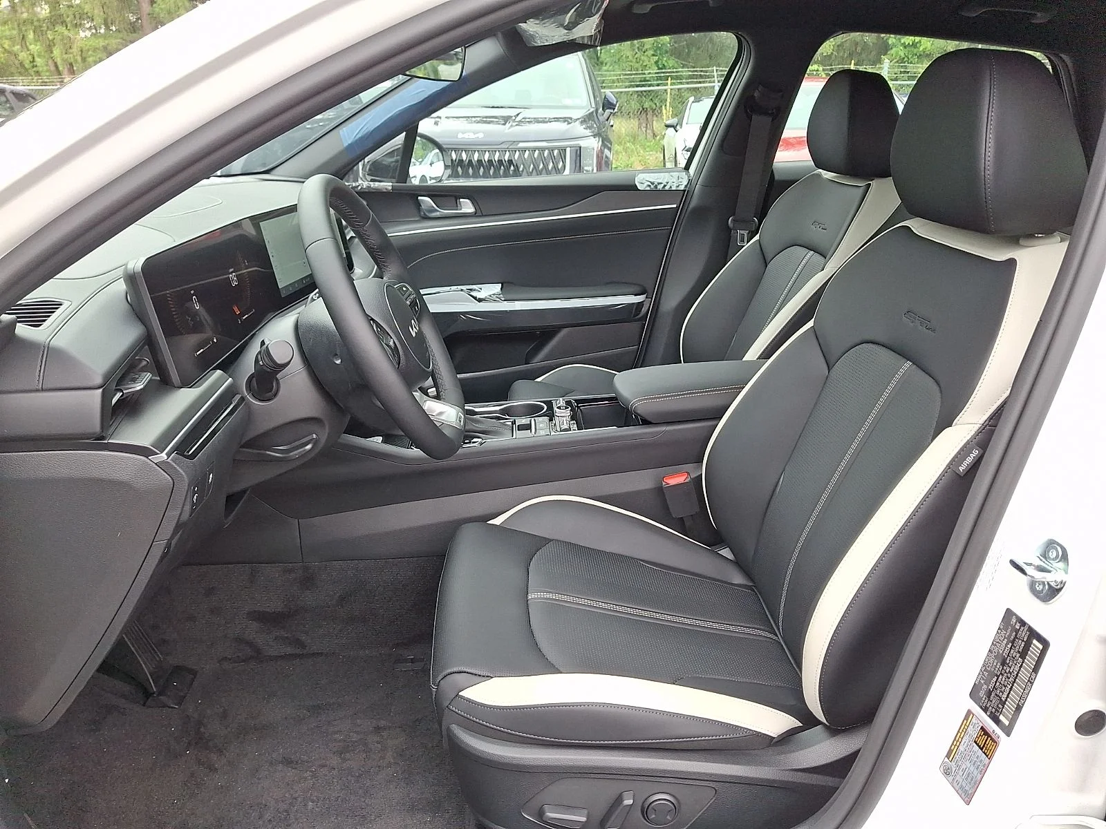 New 2026 White Kia GT-Line image 14