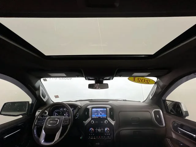 Used 2021 White GMC SLT image 26