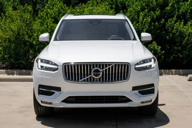 Used 2024 Crystal White Volvo Ultimate image 6