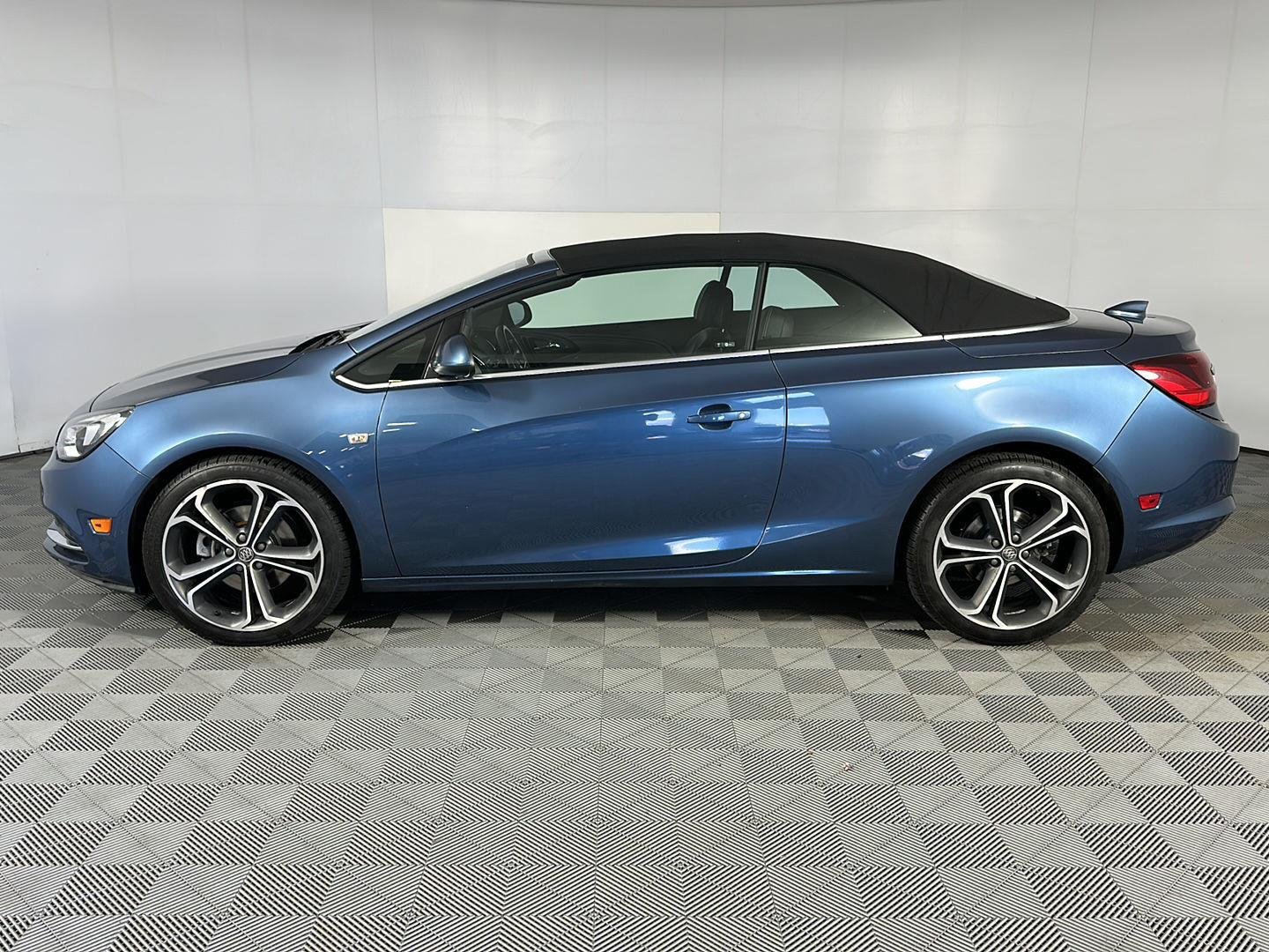 Used 2016 Sky Buick Premium image 7