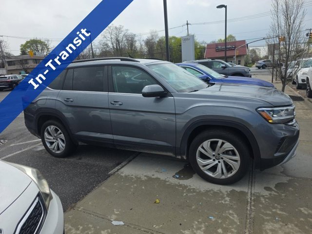 2023 Volkswagen Atlas 3.6L SE w/Tech 4MOTION's photo