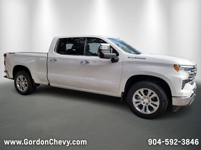 2025 Chevrolet Silverado 1500 LTZ - Photo 10