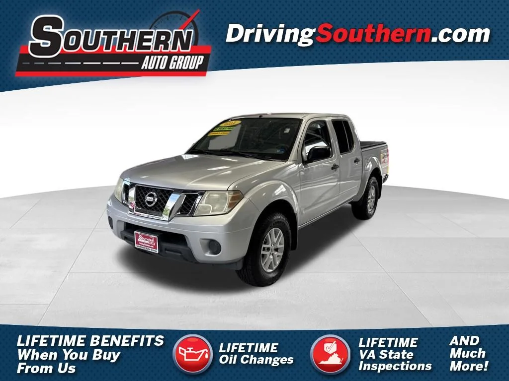 Used 2016 Silver Nissan SV image 1