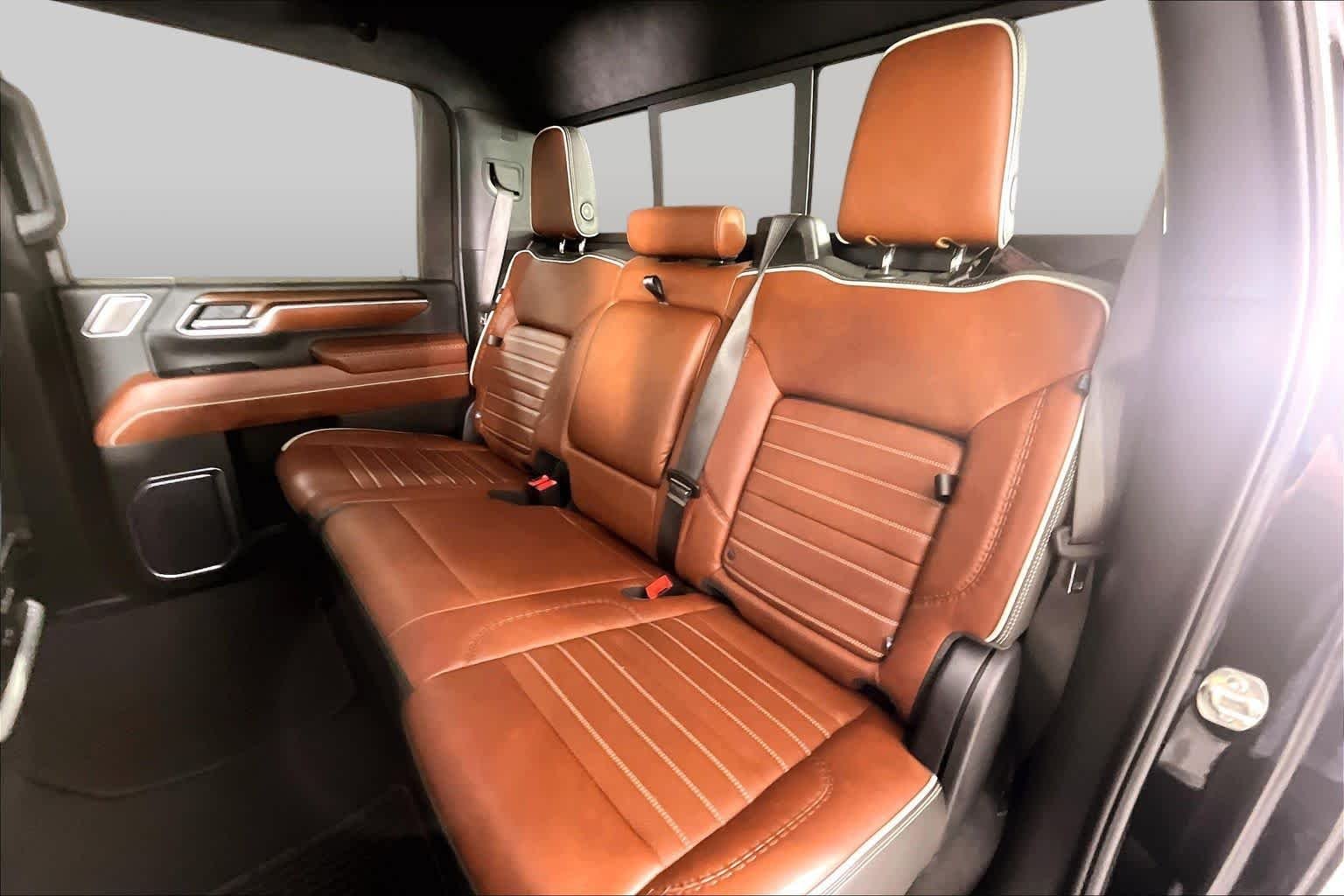 2025 GMC Sierra 2500HD Denali Ultimate - Photo 18