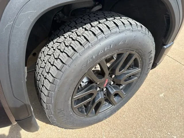 Used 2022 Titanium Rush Metallic GMC Elevation image 55
