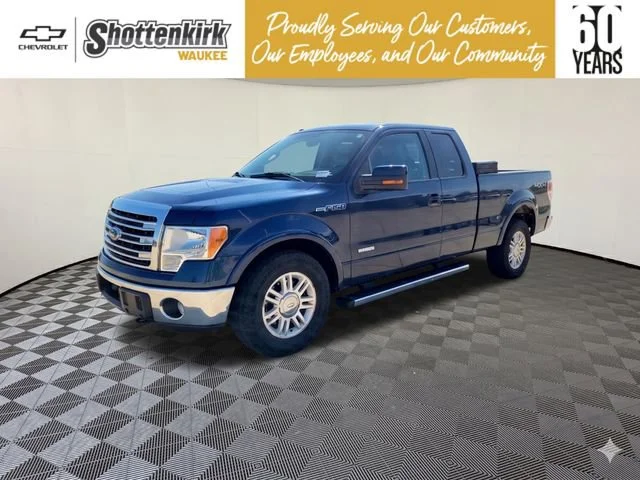 Used 2013  Ford XL image 1