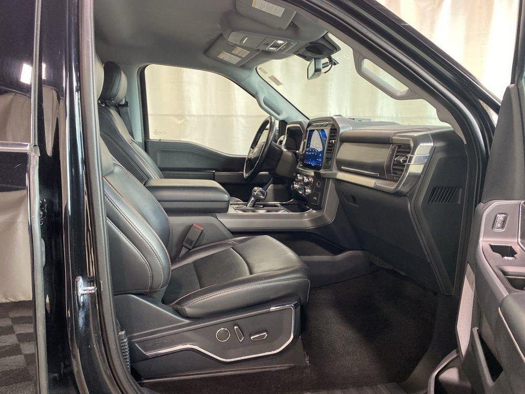 Used 2021 Black Metallic Ford LARIAT image 6