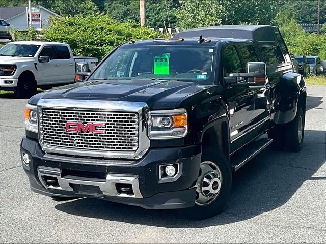 Used 2015 Black GMC Denali image 3