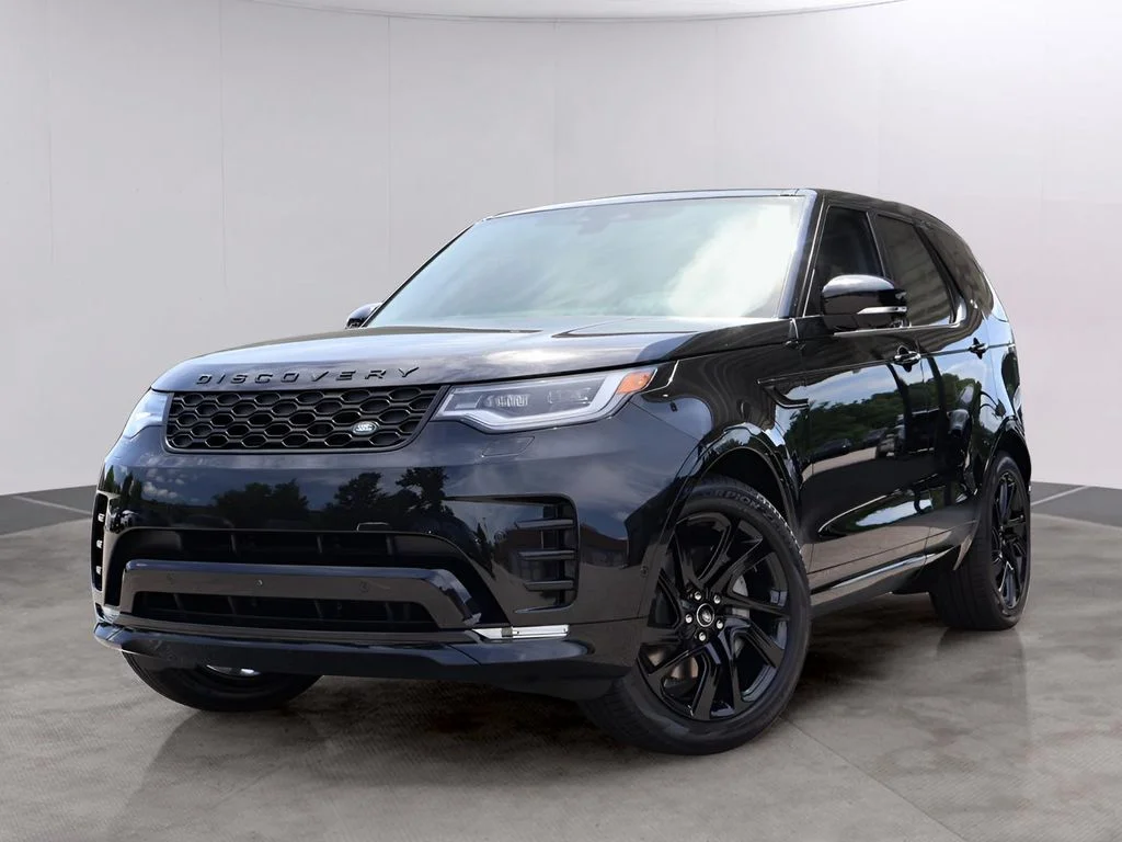 2025 Land Rover Discovery P300 Dynamic SE's photo