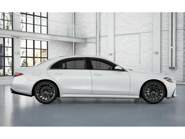 New 2026 MANUFAKTUR Moonlight White Metallic Mercedes-Benz S 580 image 2