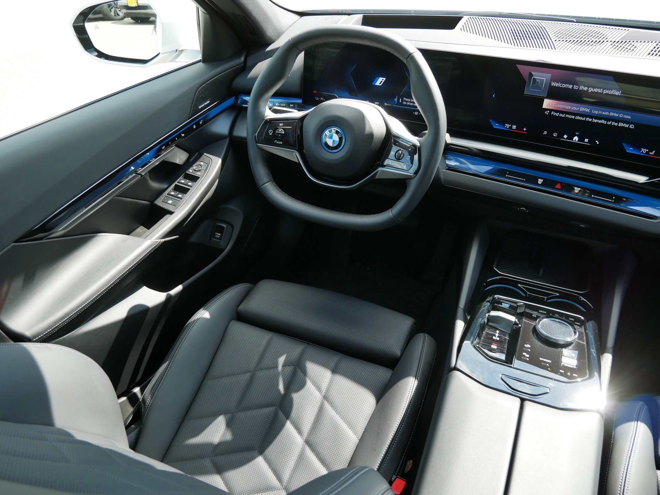 2024 BMW i5 40 - Photo 9