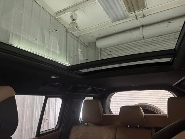 New 2026 Borasco Gray Metallic Land Rover S image 36