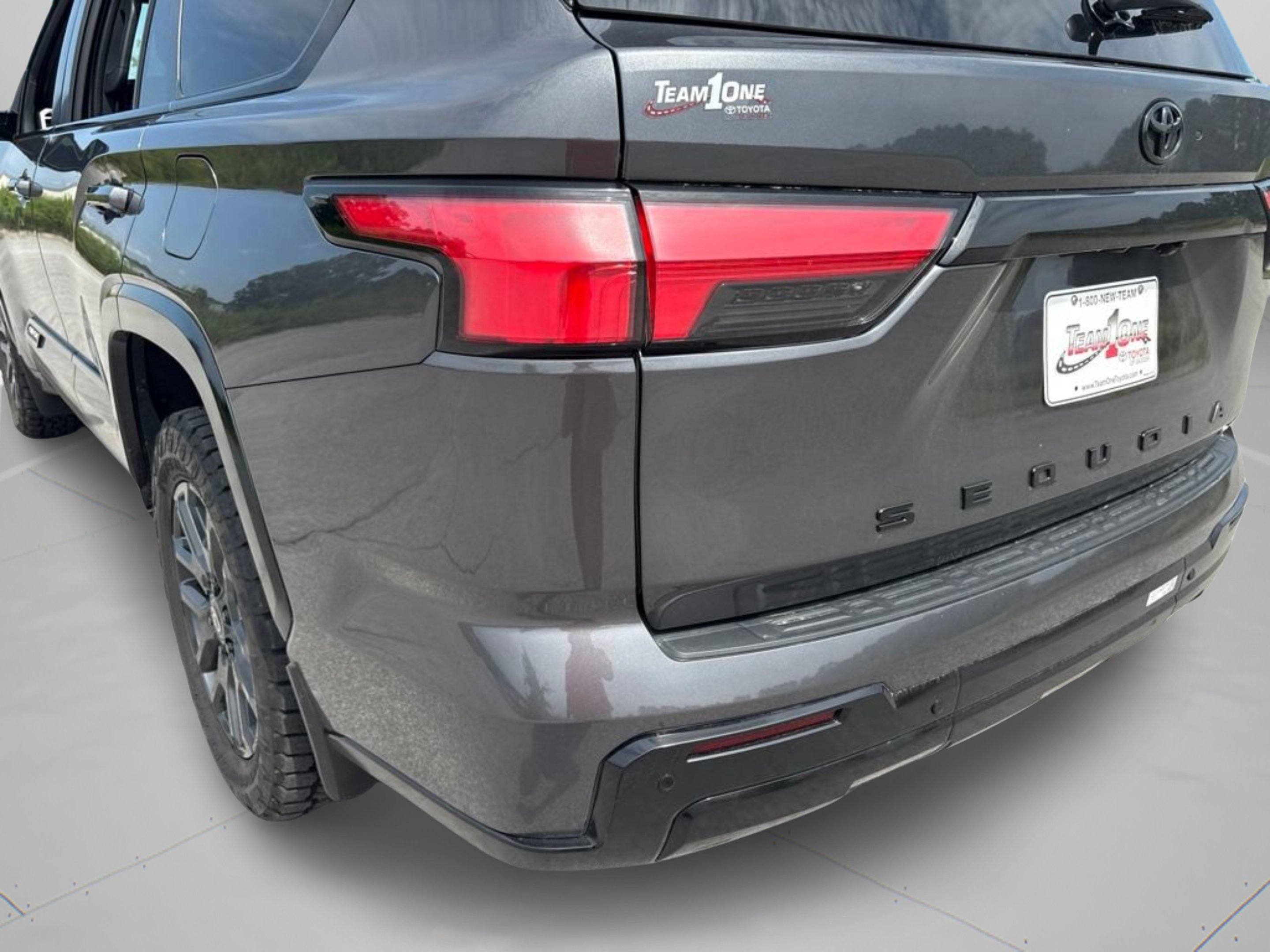 Certified Used 2025 Magnetic Gray Metallic Toyota Platinum image 27
